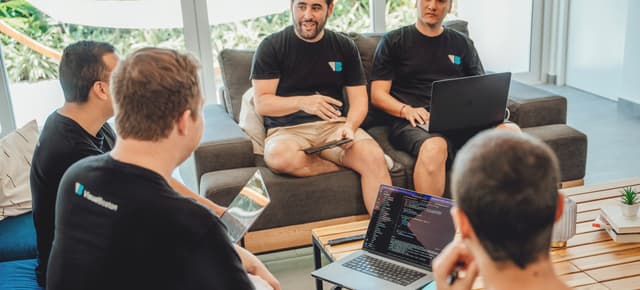 The advantages of working with a smaller design and development team for your startup